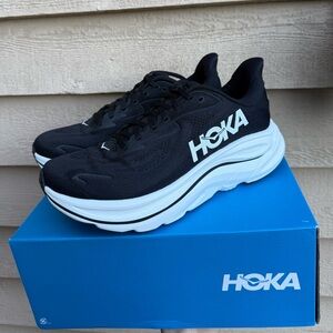 Hoka Women’s Clifton 10 Shoe